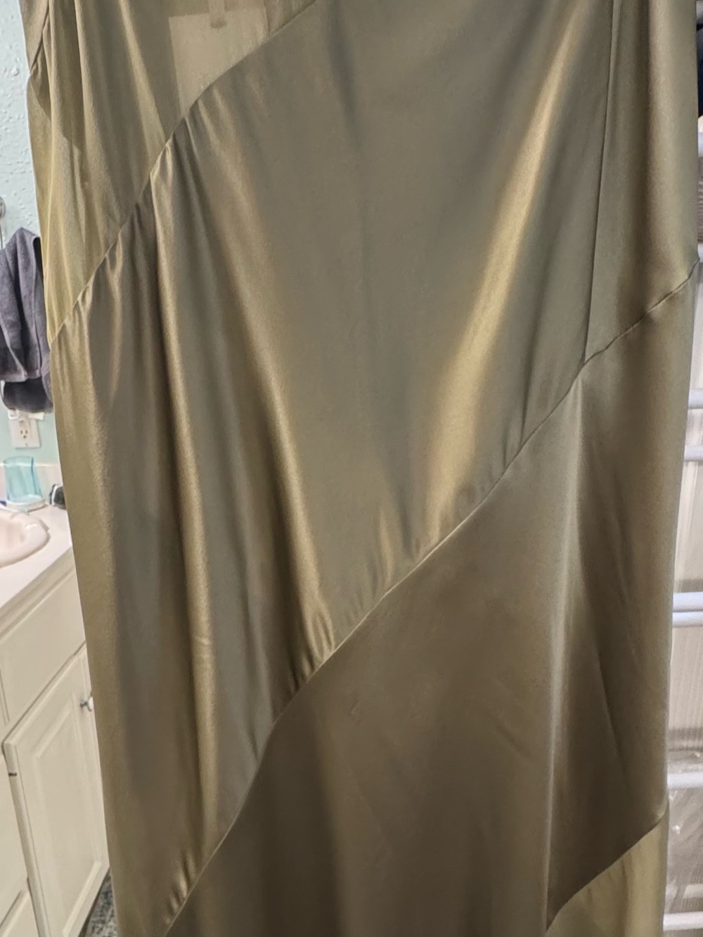 Victoria's Secret “Atelier collection” Olive-Green Asymmetrical Satin Maxi Skirt - Picture 4 of 6